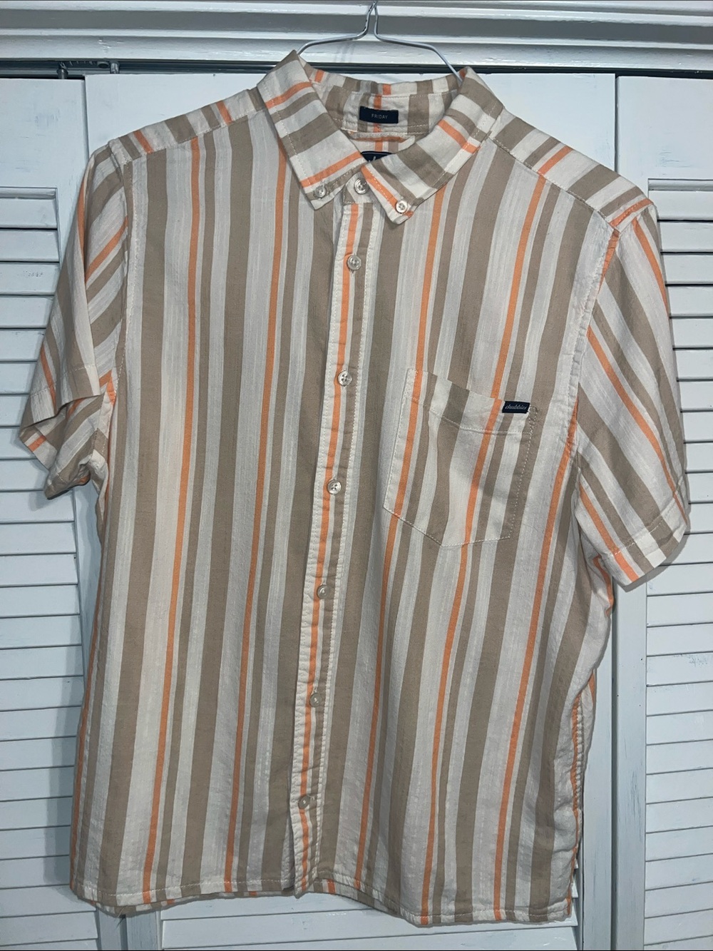 chubbies Men's Short-Sleeve Stripe Button-Down in Beige, Orange & White